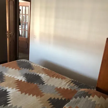 Cozy With Double Bed Apartment *