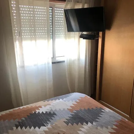 Apartment Cozy With Double Bed